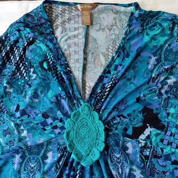 White Stag XL Short Sleeved Pull Over Top - Picture 3 of 9